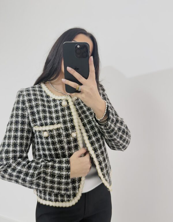 GIACCA IN TWEED CON PERLE - immagine 4