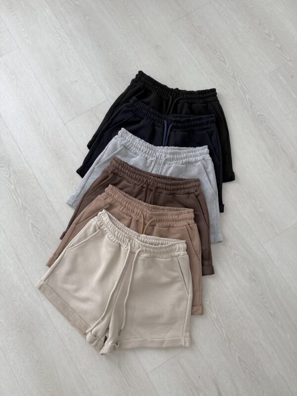 SPORTY SHORTS
