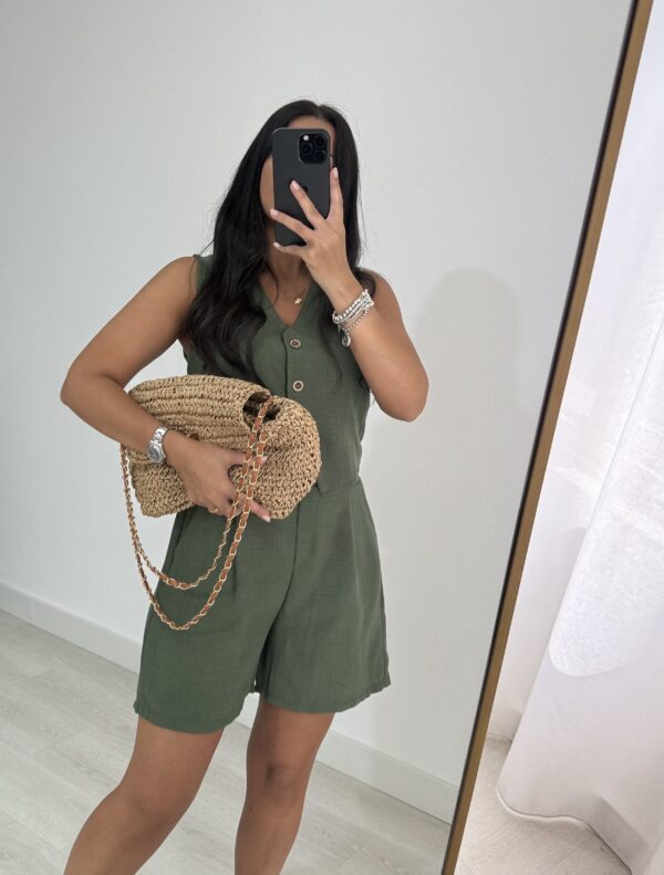 COORDINATO GILET E SHORTS - immagine 6