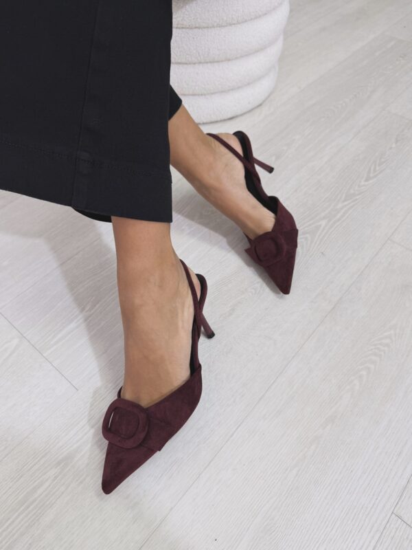 SLINGBACK IN CAMOSCIO