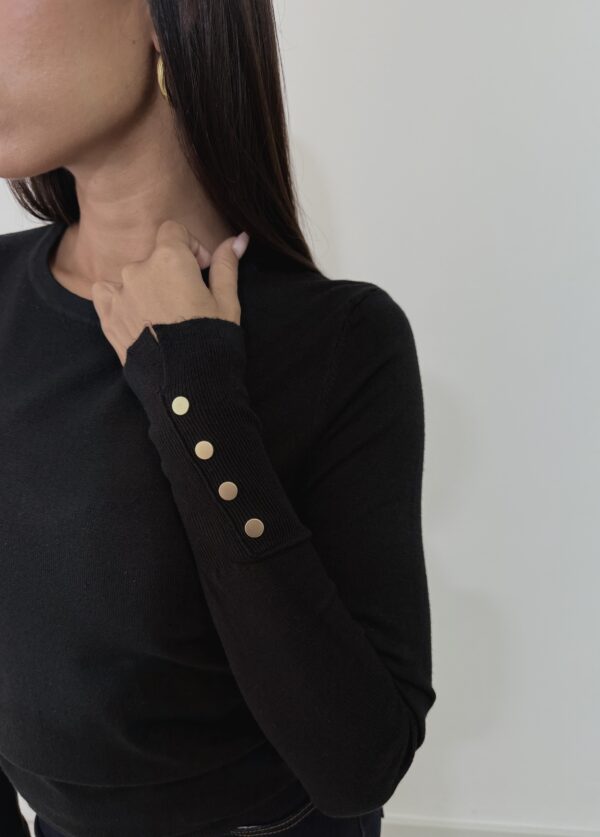 MAGLIA CON BOTTONCINI - immagine 10
