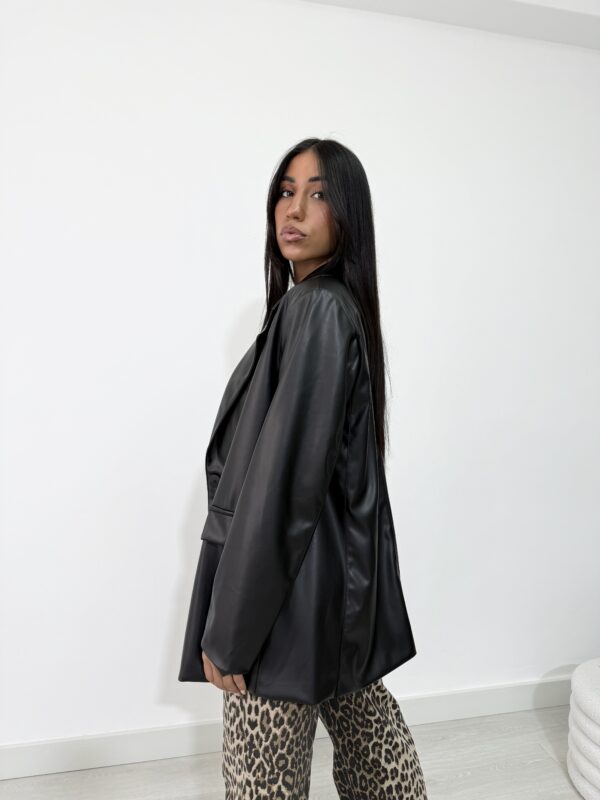 BLAZER IN SIMIL PELLE - immagine 2