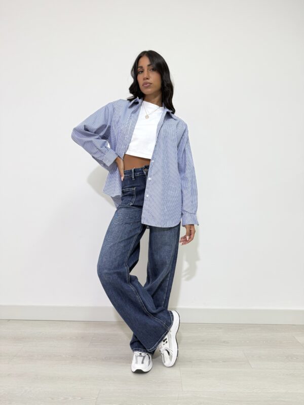 JEANS STRAIGHT LEG CON TASCHE FRONTALI - immagine 2